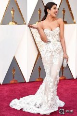 Priyanka Chopra at Oscars 2016